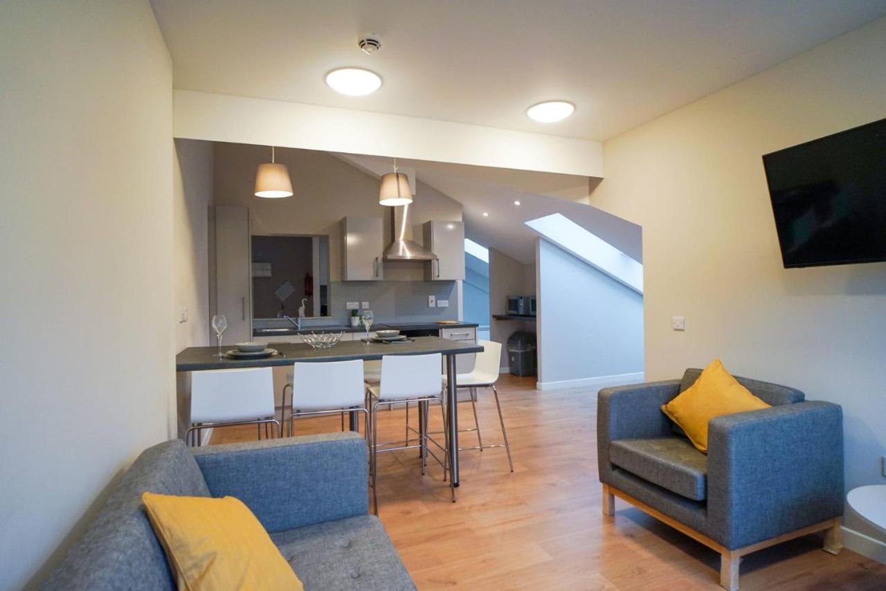1 Bedroom Apartments, Studios And Ensuite Bedrooms With Shared Kitchen At Centro House In Stirling Exterior photo